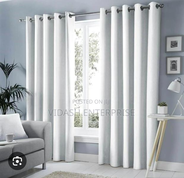 Curtainshade · Photo 2