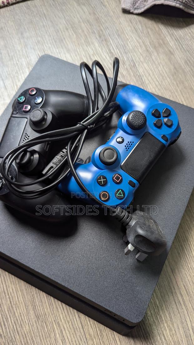 Playstation 4 Pro Video Game Console From Home photo 7