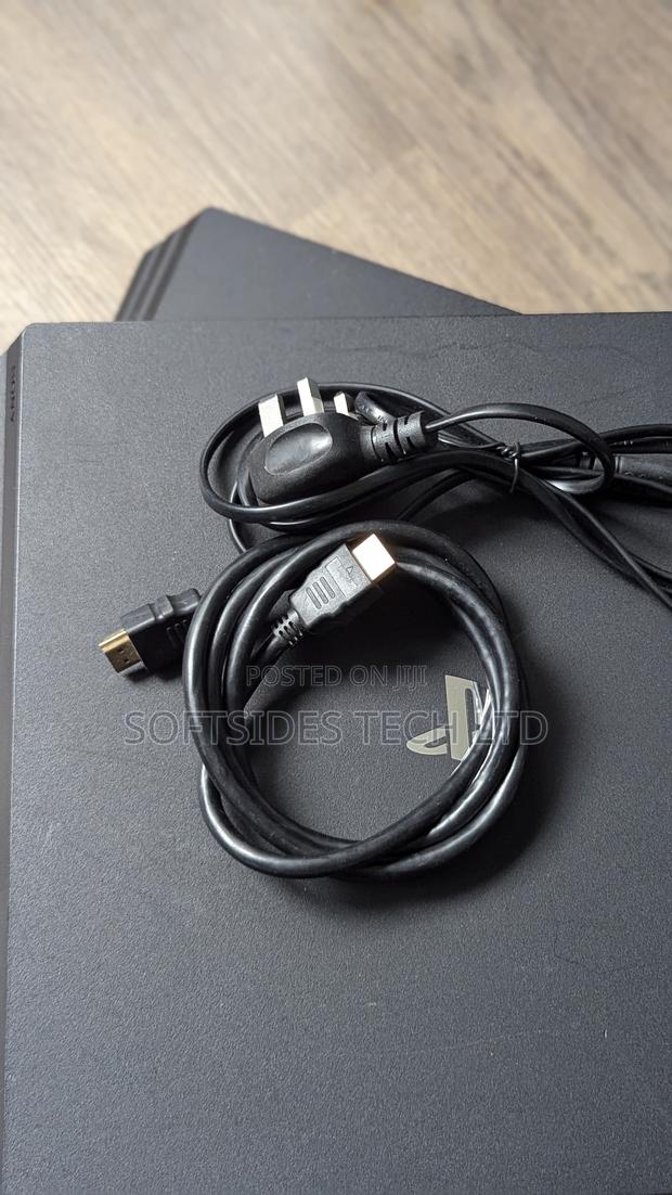 Ps4 Pro: 4k Hdr, Controller & Cables, Reset - Good Now! photo 6