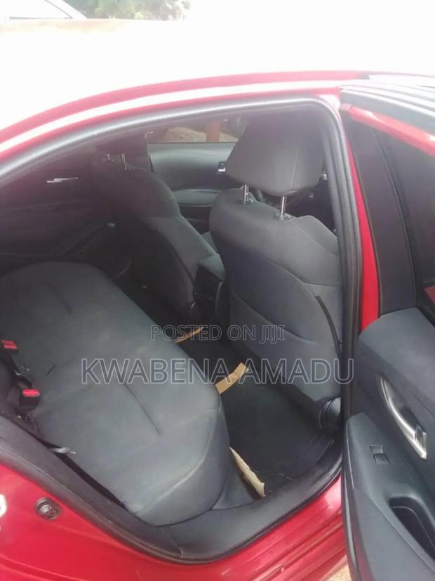 Toyota Corolla LE 2020 Red