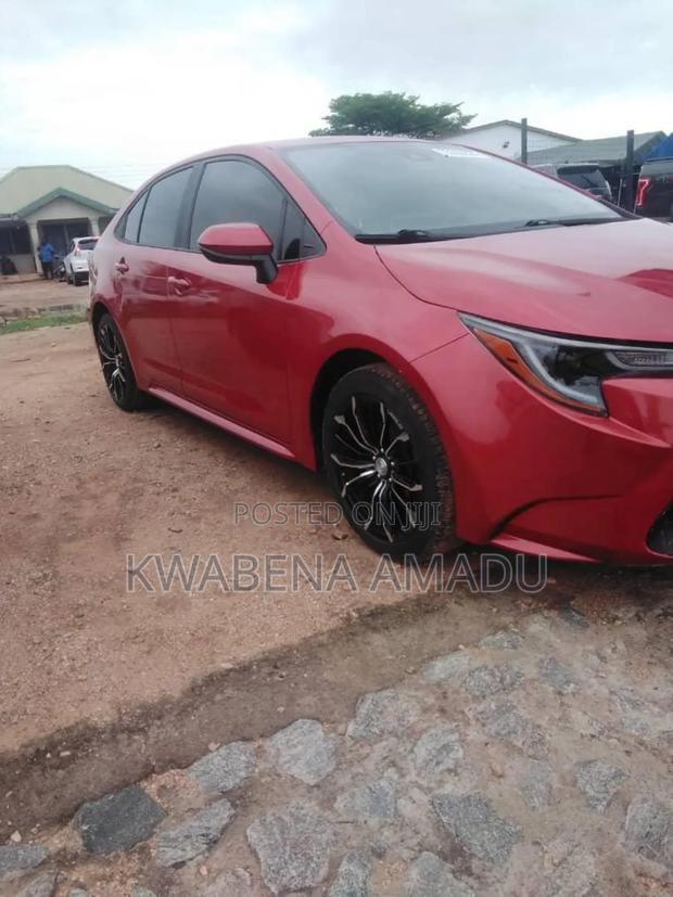 Toyota Corolla LE 2020 Red