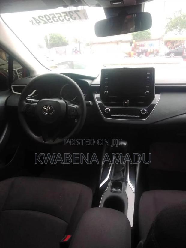 Toyota Corolla LE 2020 Red