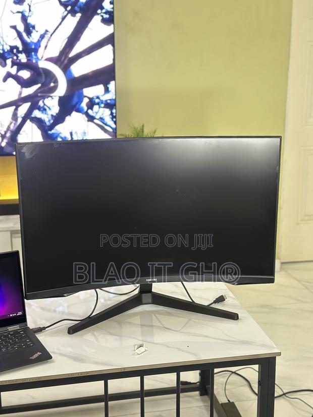 Samsung Odyssey G5 32 Inches QHD 165htz 1ms photo 4