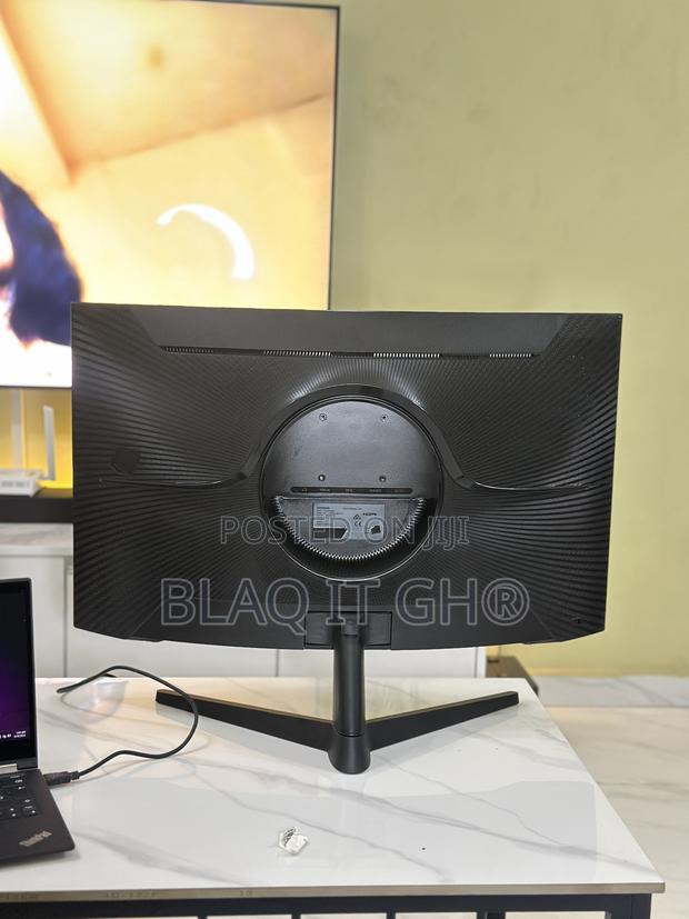Samsung Odyssey G5 32 Inches QHD 165htz 1ms
