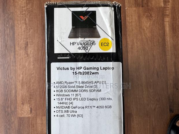 New Laptop HP Victus 15 16GB AMD Ryzen 5 SSD 512GB · Photo 2