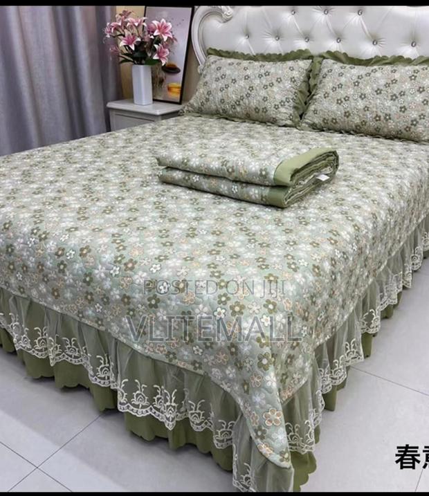 Perfect Pair: Bed Sheet 3 Pillow Cases" · Photo 4