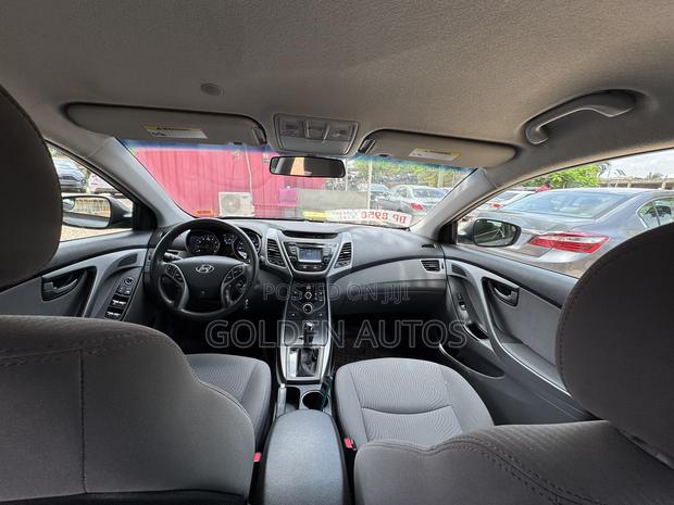 Hyundai Elantra Limited 4dr Sedan (1.8L 4cyl 6A) 2014 Gray