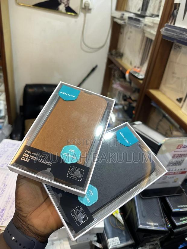 iPhone 16 Pro Max / 16 Pro Nillkin Qin Prop Leather photo 2