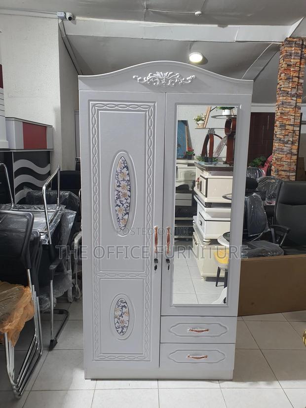 Two Doors Wardrobe · Photo 3