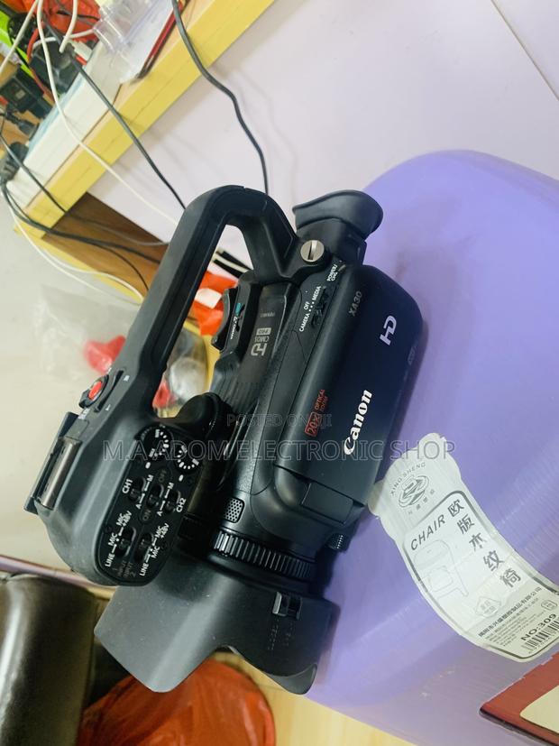 Xa30 Camcorder · Photo 4