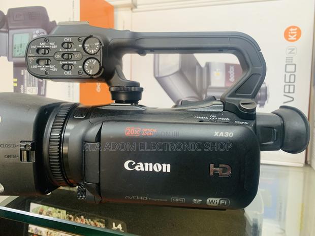 Black Canon Xa30 Camera · Photo 4