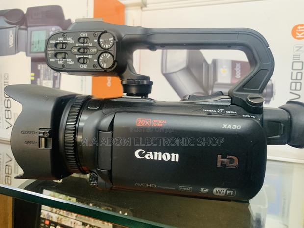Black Canon Xa30 Camera · Photo 3