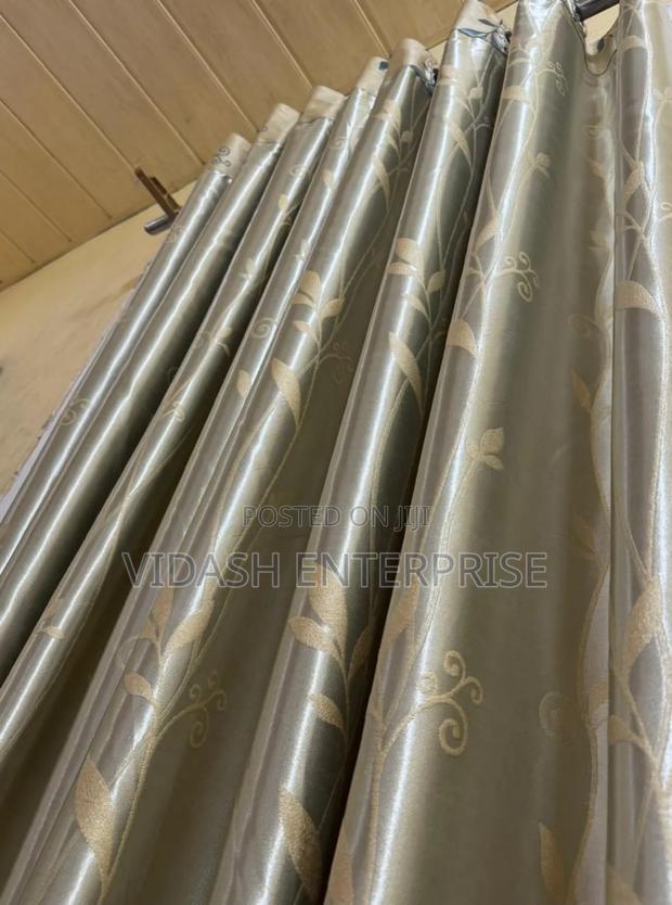 Sunshield Plus. Size Width 4.5 Feet. Length 8.5 Feet · Photo 2