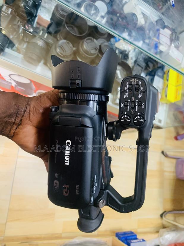 Canon Xa25 Professional Video Camera for Tv Studios · Photo 4