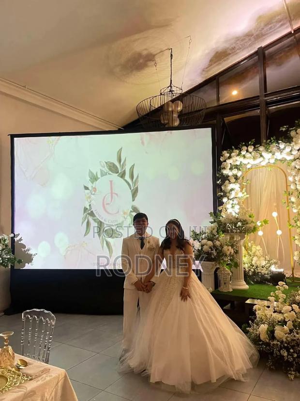 Projector Rental for Weddings. · Photo 3