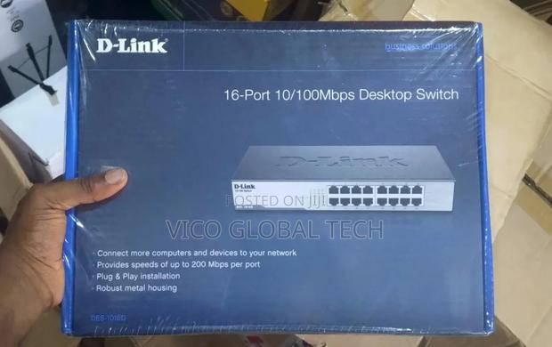 D-link 16port Switch · Photo 1