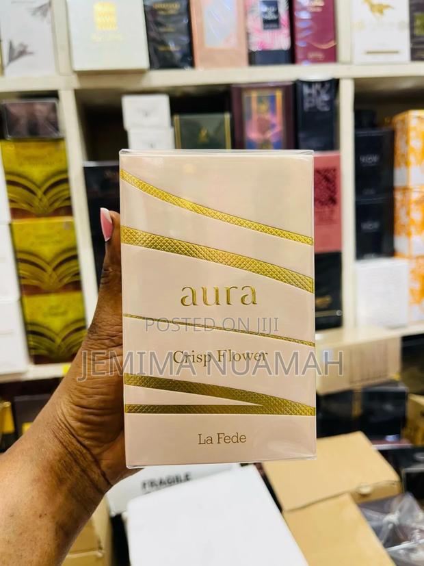 Aura Crisp Flower · Photo 2
