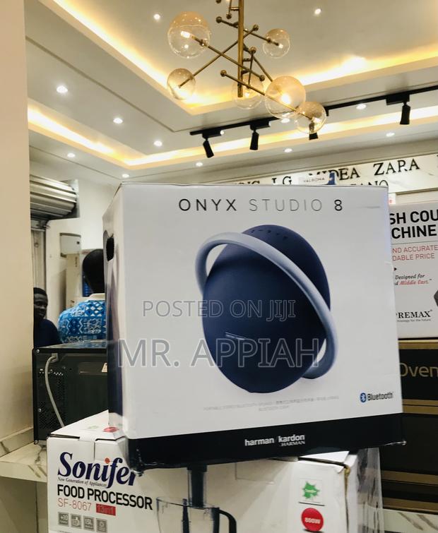 Well Built Onyx 8 Portable Bluetooth Speaker(Blue Black) · Photo 2