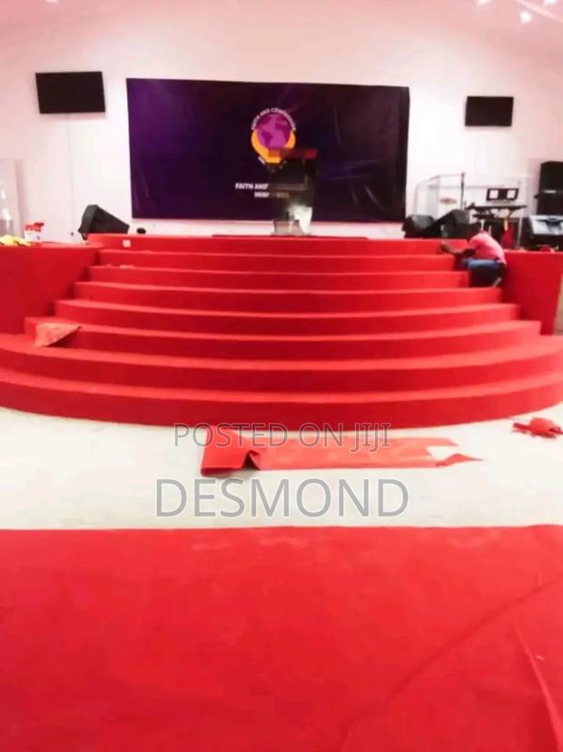 Red Colour photo 4