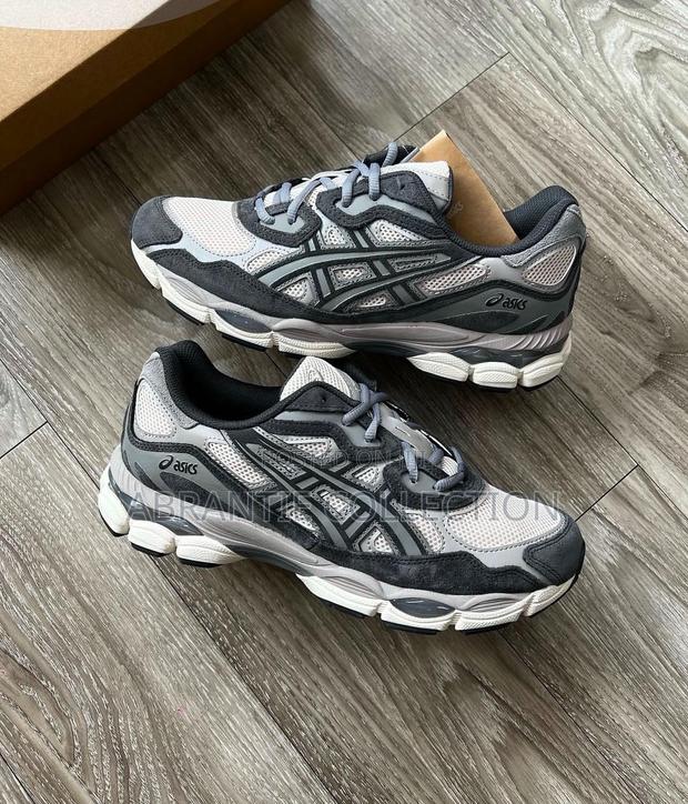 Asics Gel-Nyc Ivory Clay Grey · Photo 3