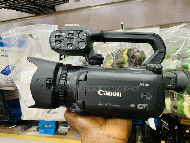 Canon Xa20 Wi-Fi Professional Video Camera · Photo 2