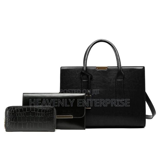 Ladies Classic Bags photo 2