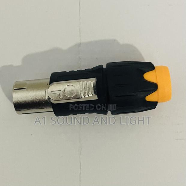 Yc045 Metal Speakon · Photo 3