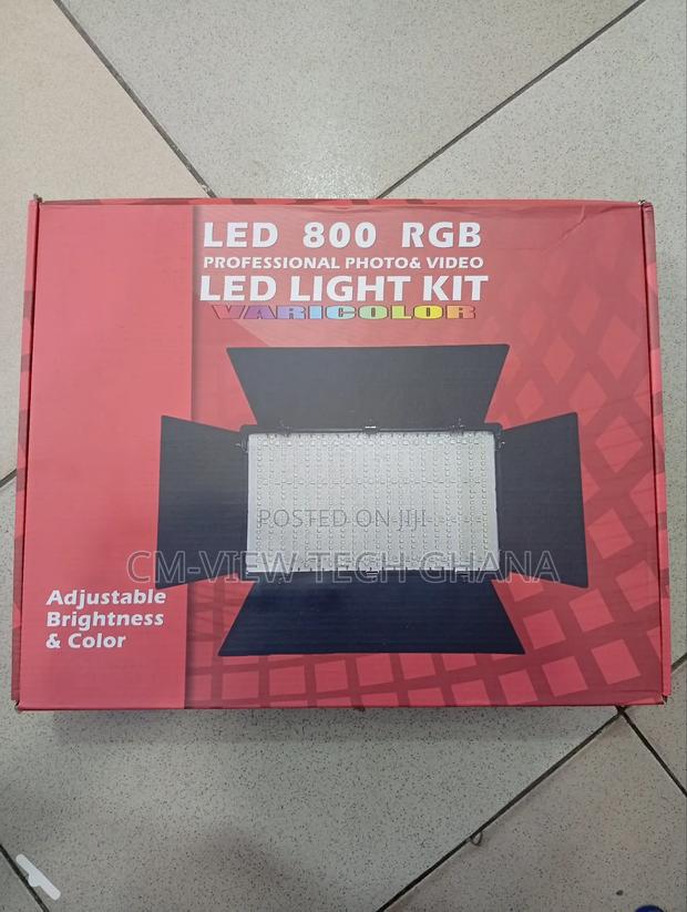 Led 800 RGB Professional Photo Video Kit · Photo 3