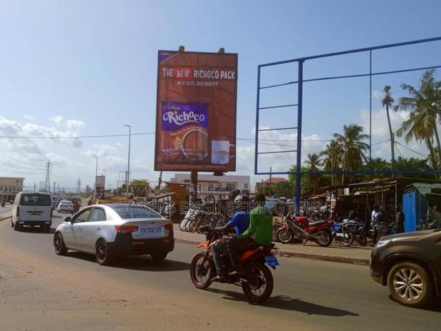 Tema General Hospital Roundabout Billboards for Rent · Photo 2