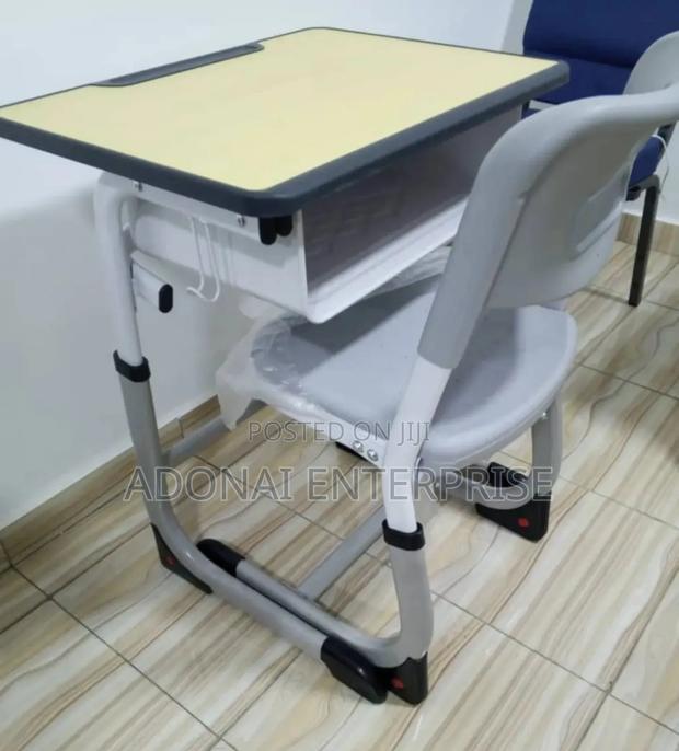 Student Study Desk Aqwe54wqou65 · Photo 1