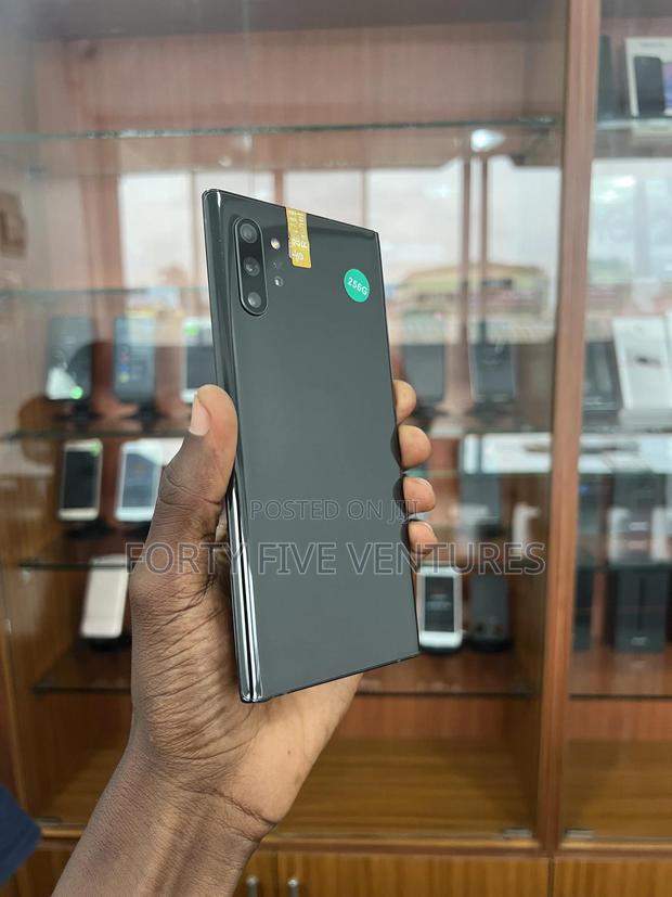 Samsung Galaxy Note 10 Plus 256 GB Black photo 2