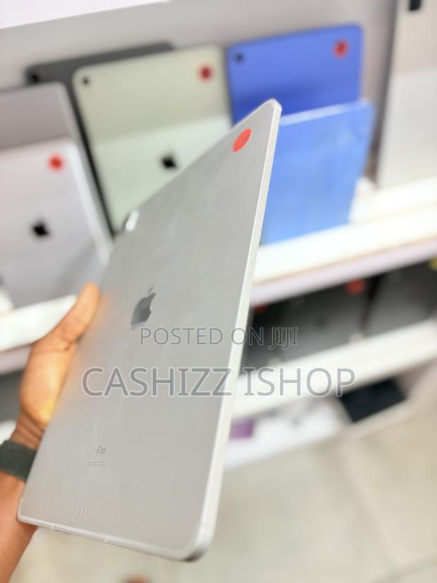 Apple iPad Pro 12.9 (2021) 512 GB Silver · Photo 3