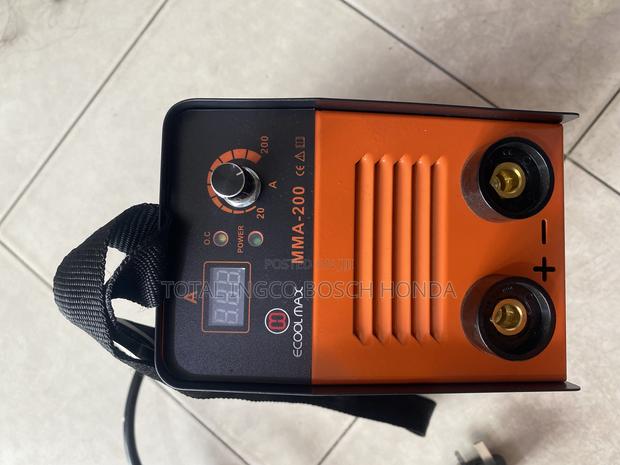 Inventor Welding Machine(Mma200) · Photo 3