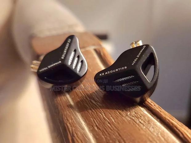 Kz ZVX Pro Metal Inear · Photo 2