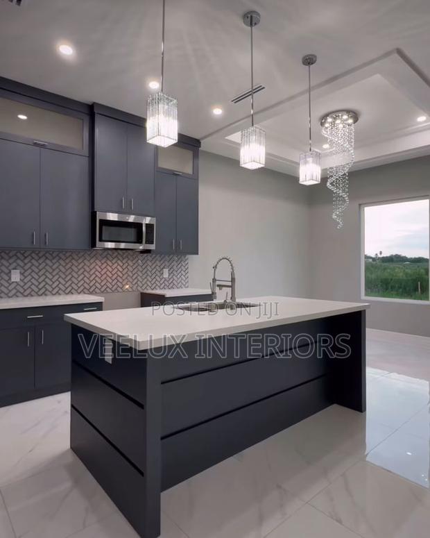 Modern Kitchen Cabinet Design | Veelux Quality Home Decor · Photo 2