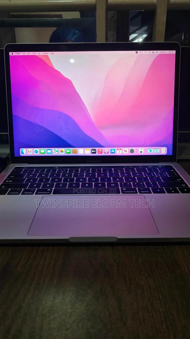 Laptop Apple MacBook Pro 2020 16GB Intel Core I5 SSD 512GB