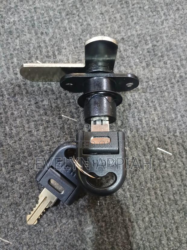 Cabinet Cam Lock photo 3