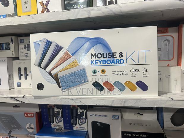 Bluetooth Keyboard With Mouse · Photo 4