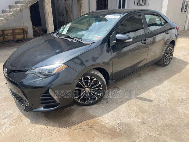 Toyota Corolla S 4dr Sedan (1.8L 4cyl CVT) 2016 Black