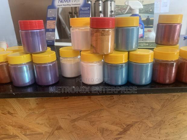Mica and Metalic Expoxy Colorants photo 5