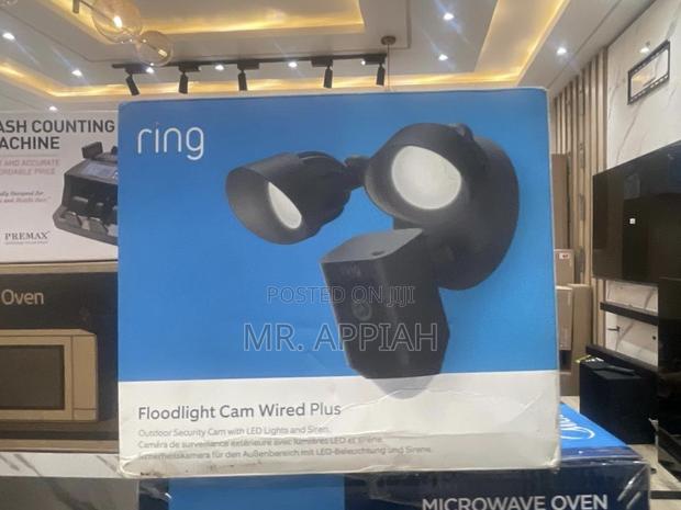Shop Affordable Ring Floodlight Cam Wired Plus(Black) · Photo 2