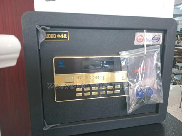 Elegant Money Safe
