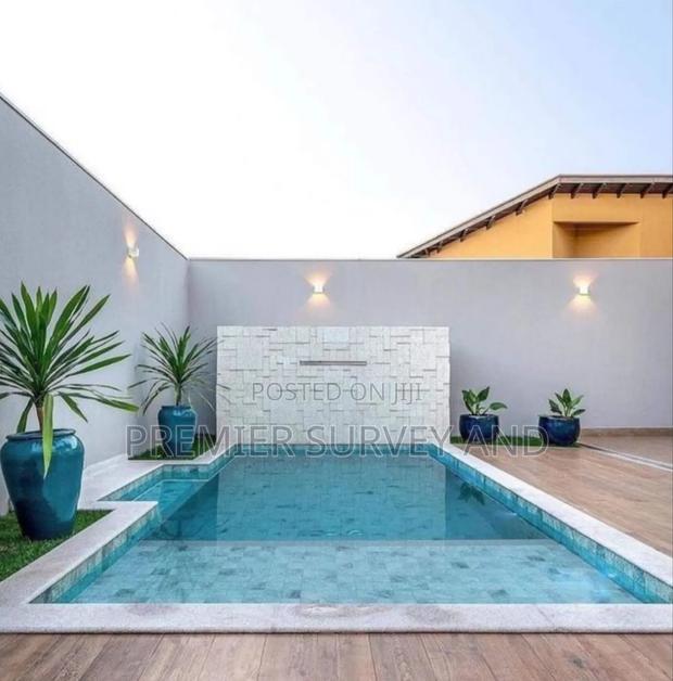 Swimming Pool Construction Expert · Photo 3