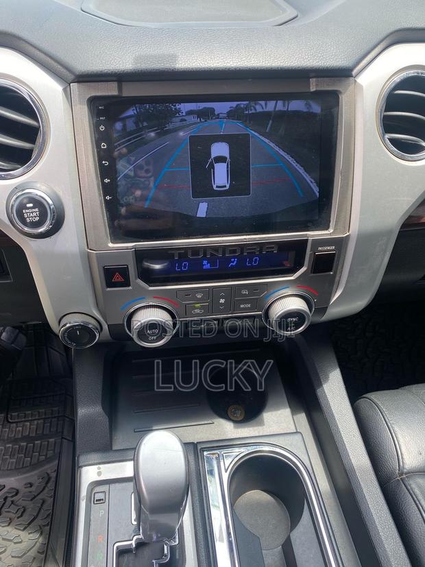 Toyota Tundra Limited 5.7L V8 4x4 Double Cab 6.6 ft. box 145.7 in. WB