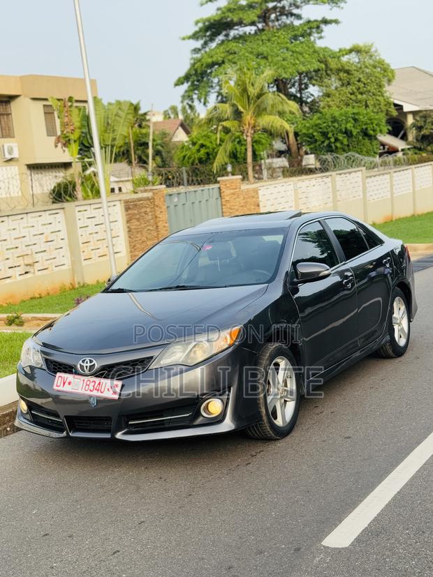 Toyota Camry SE 4dr Sedan (2.5L 4cyl 6A) 2014 Gray photo 7