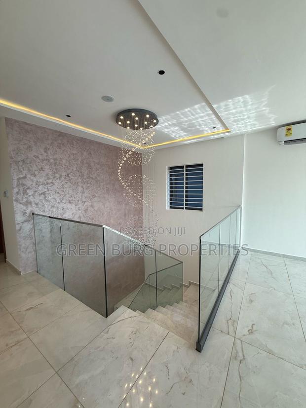4bdrm House in Lake Side Estate for sale photo 8