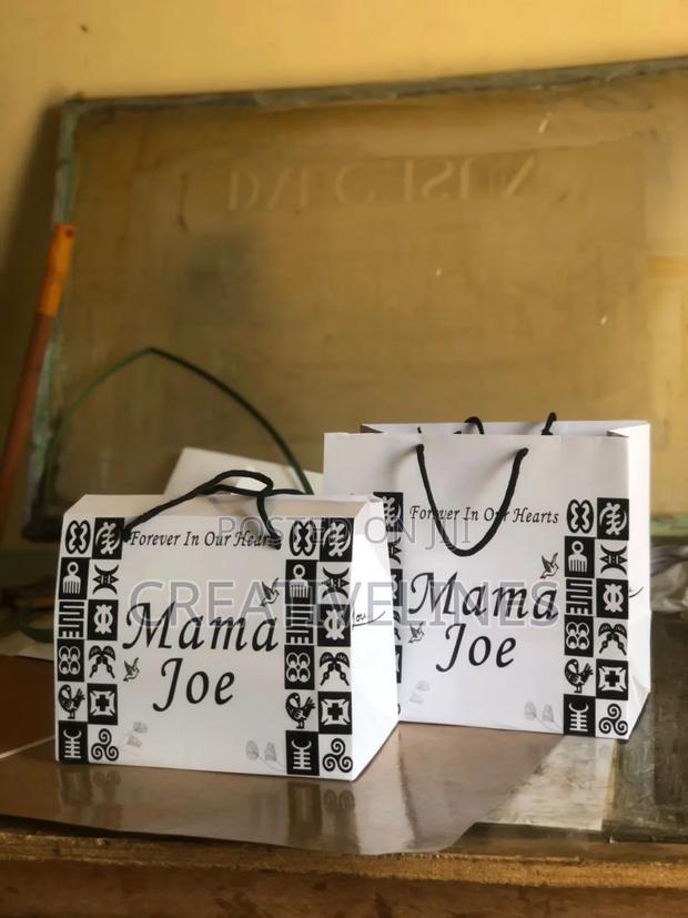 One Color Boxbag · Photo 3
