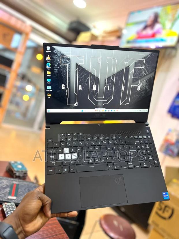 Laptop Asus TUF Dash F15 16GB Intel Core I7 SSD 1T