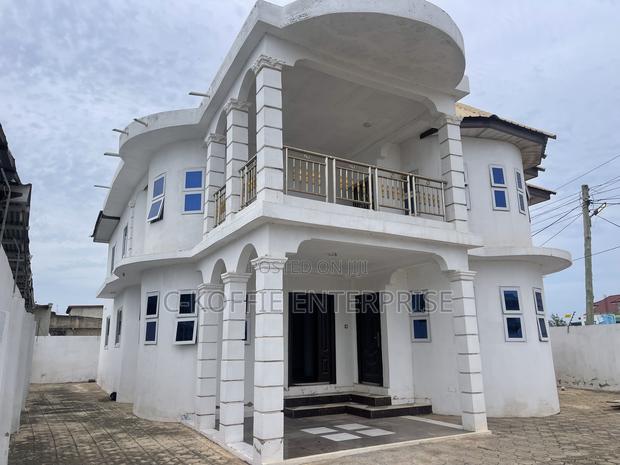 7bdrm House in Lapaz for rent · Photo 3