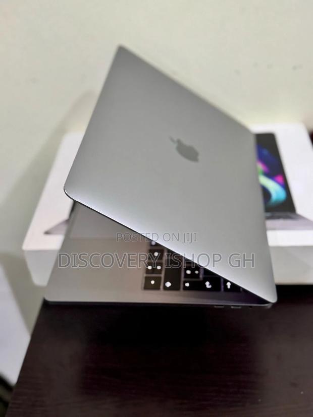 Laptop Apple MacBook Pro 2017 8GB Intel Core i5 SSD 256GB photo 3